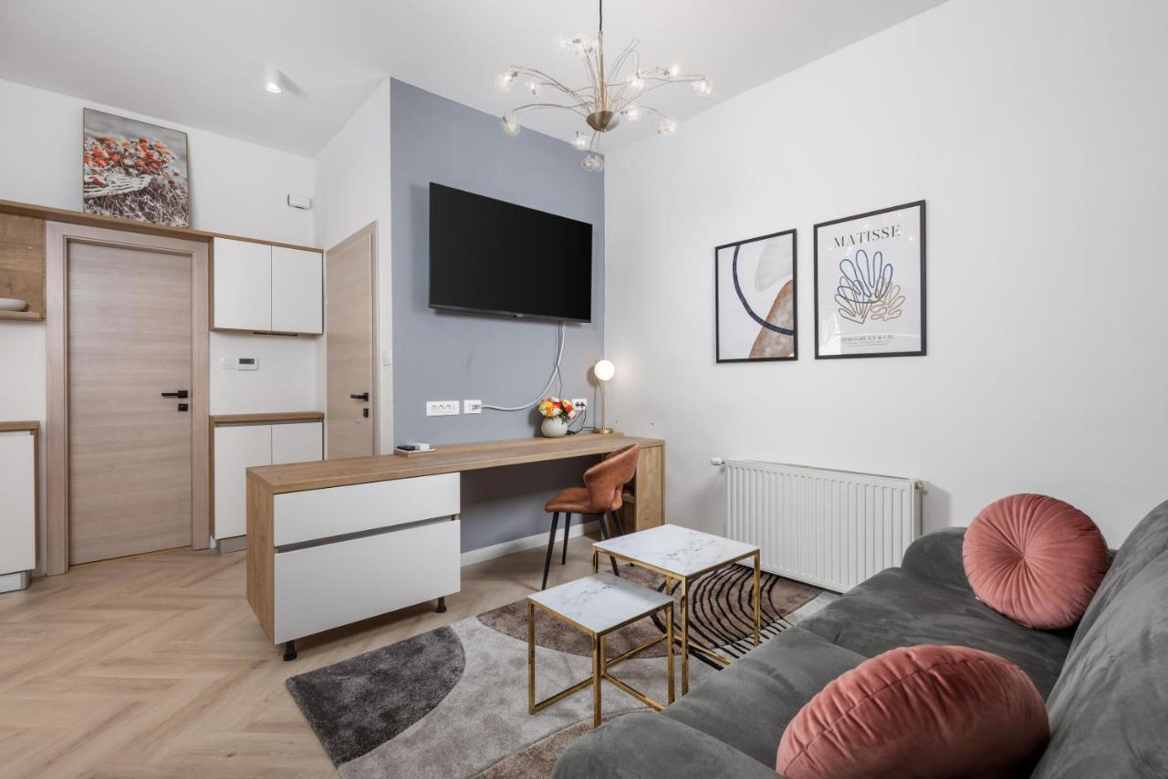 Apartments Madeleine Rijeka Ngoại thất bức ảnh
